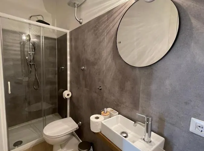 Casarco לינה וארוחת בוקר 4*