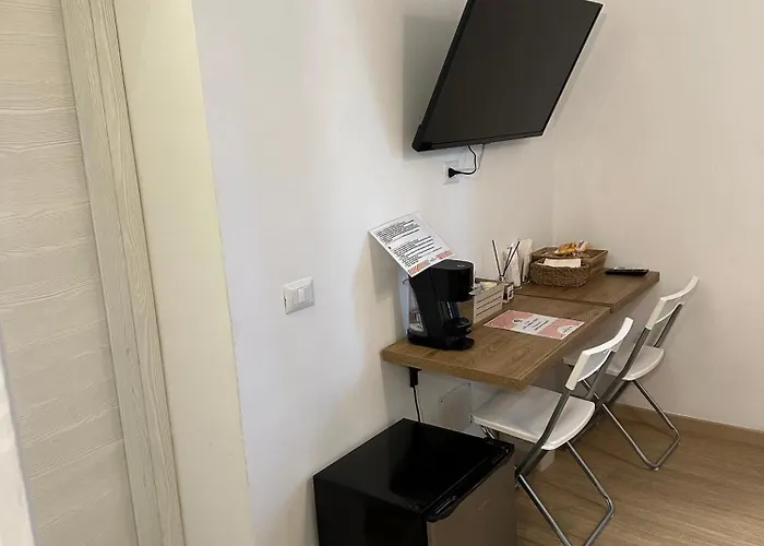 Casarco לינה וארוחת בוקר 4*